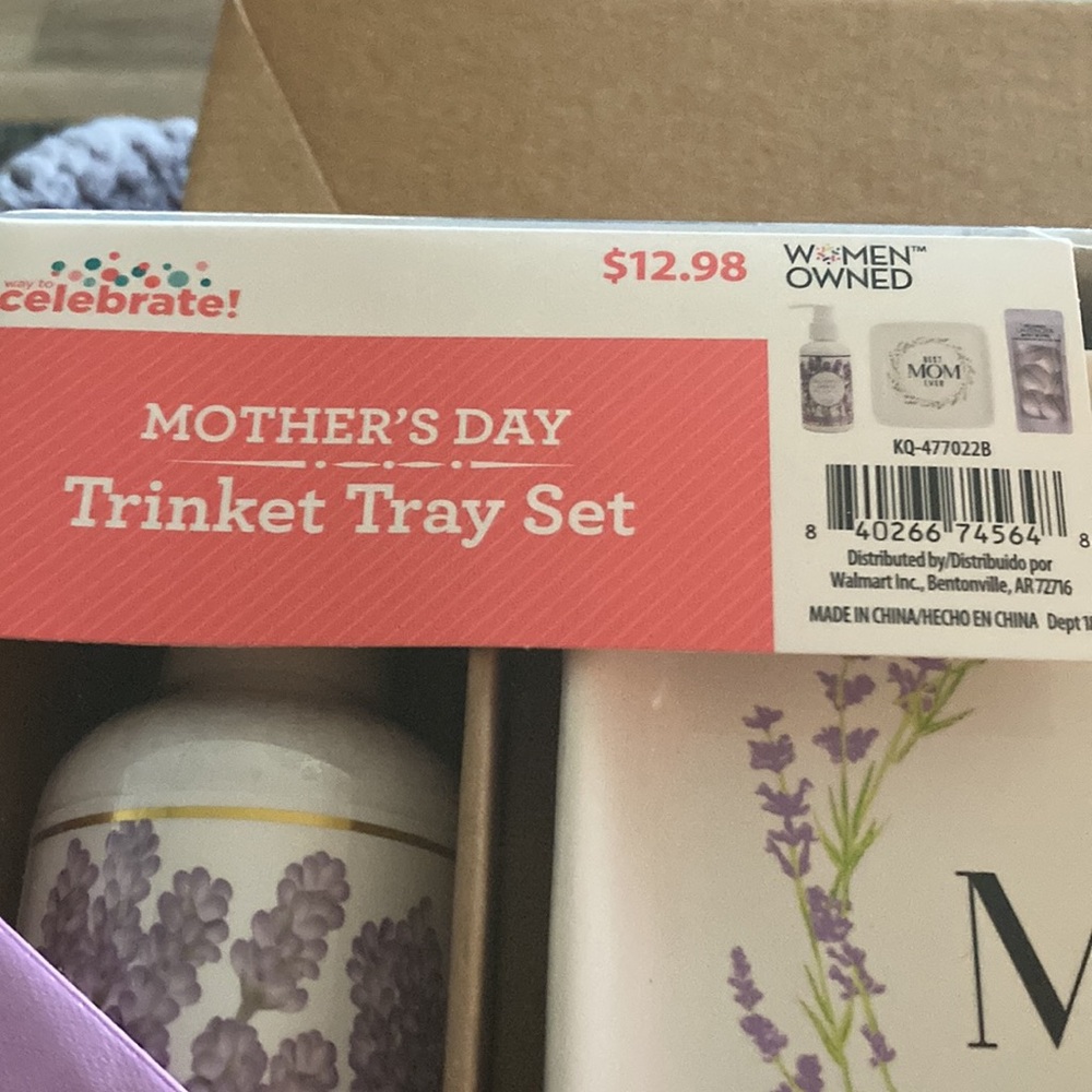 Trinket Tray Set for mom - Picture 2 of 5